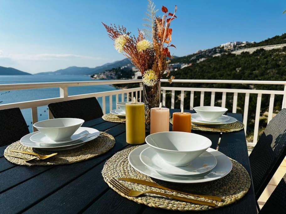 Beautiful Fully Renovated Apartment By The Sea, Large Balcony With Enchanting Views Neum Exteriör bild