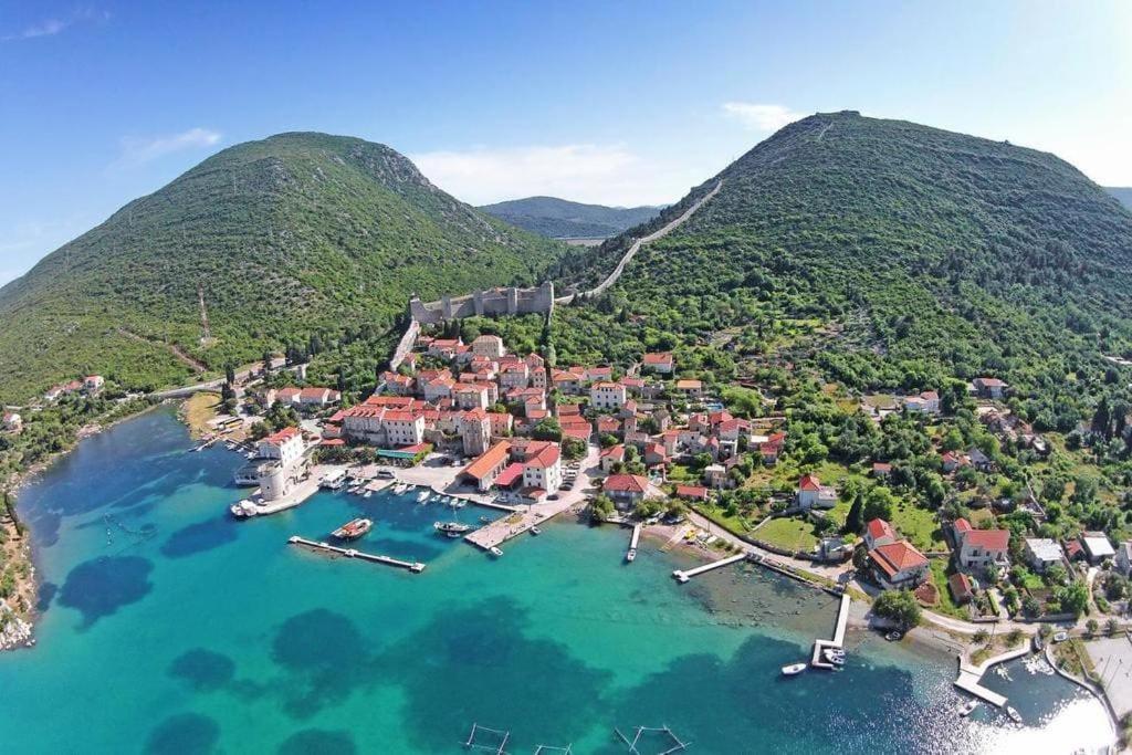 Beautiful Fully Renovated Apartment By The Sea, Large Balcony With Enchanting Views Neum Exteriör bild